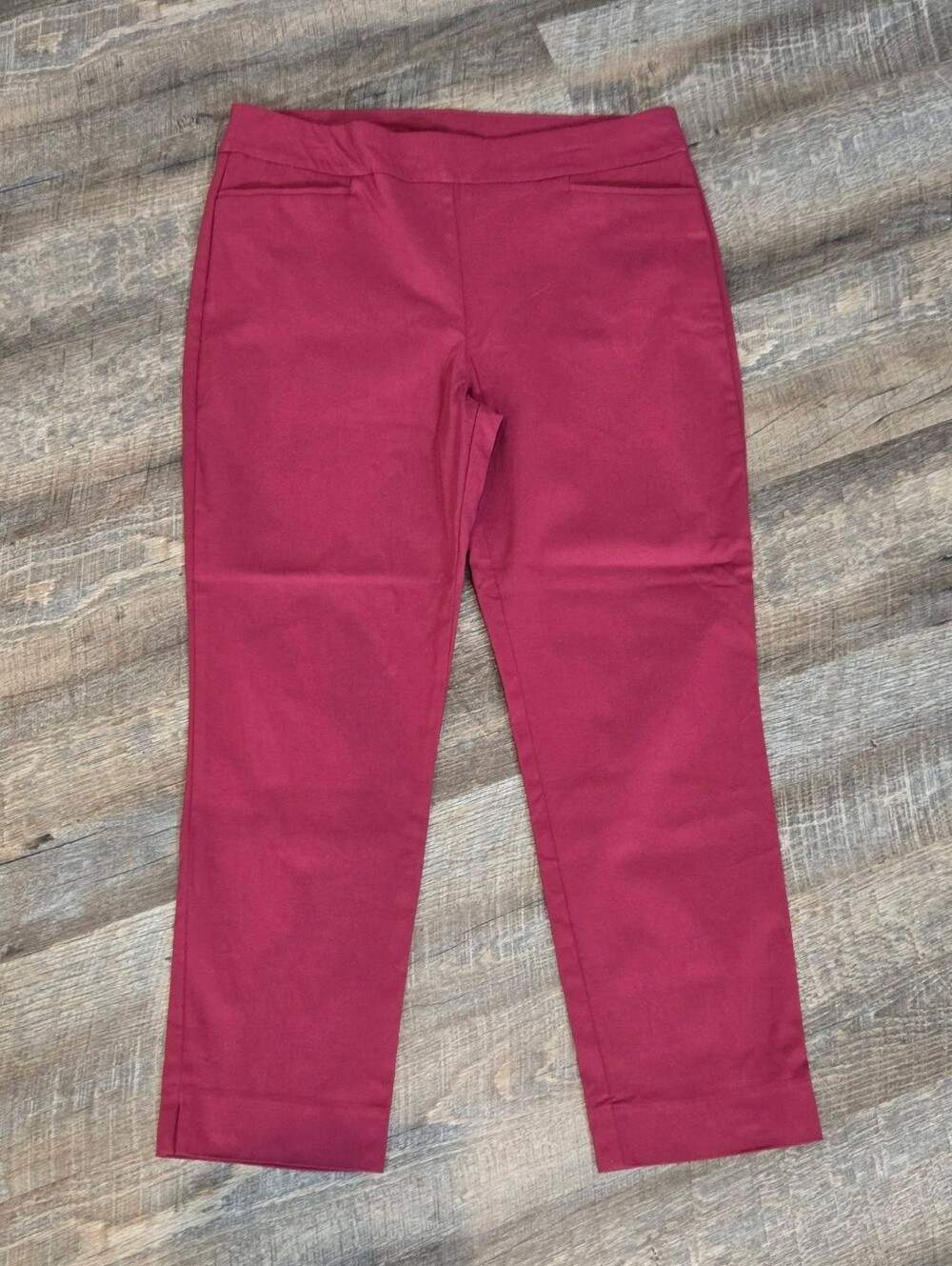 Chico's The Brigitte™ Slim Pull-On Ankle Pants, size 2 (12)